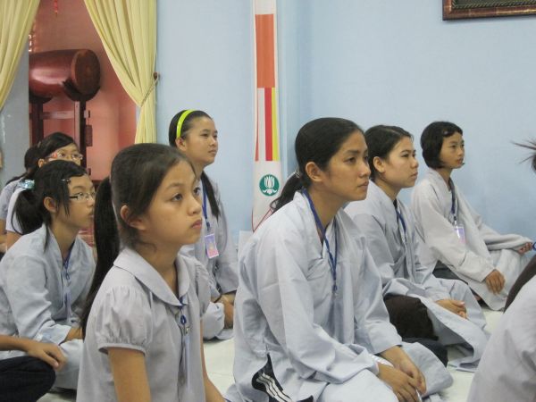 Nghi vấn giữa đời thuờng