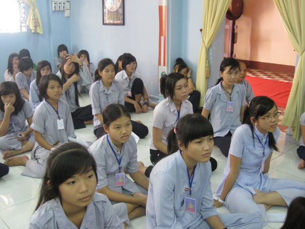 Nghi vấn giữa đời thuờng