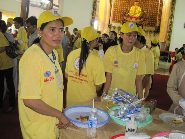 Thương quá “Đội quân áo vàng”