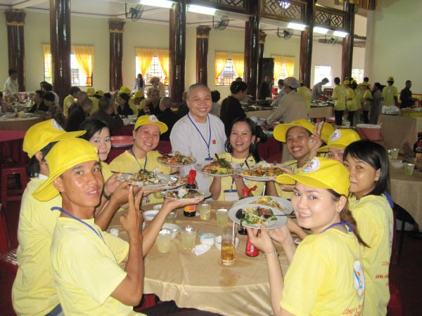 Thương quá “Đội quân áo vàng”