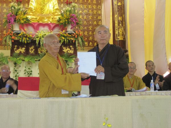 Ban Trị sự Phật giáo 10 tỉnh thành ký kết giao lưu với Ban trị sự Phật giáo tỉnh Kiên Giang