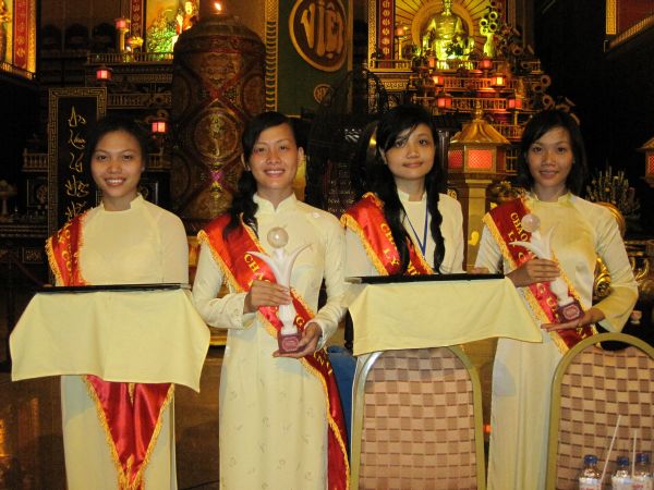Hội trại Lý Công Uẩn 2010 long trọng tổ chức lễ khai mạc