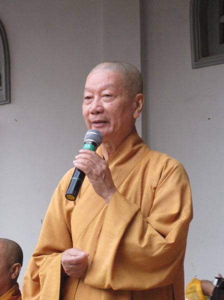 Đoàn thanh Thiếu nhi, Thiếu niên Phật tử về đảnh lễ chư Tôn đức Giáo phẩm lãnh đạo GHPGVN