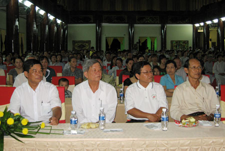 Kiên Giang: Chùa Phật Quang tri ân, ra mắt CLB Thanh niên Phật tử
