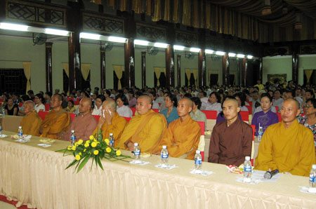 Kiên Giang: Chùa Phật Quang tri ân, ra mắt CLB Thanh niên Phật tử