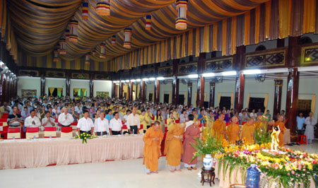 Kiên Giang: Chùa Phật Quang tri ân, ra mắt CLB Thanh niên Phật tử