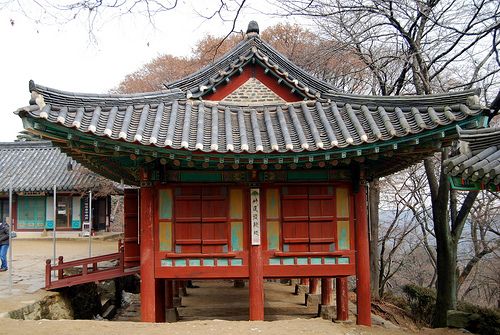 Ngôi cổ tự Truyền Đăng , Hàn Quốc, hộ quốc an dân