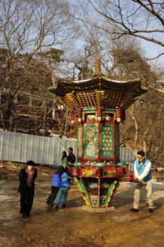 Ngôi cổ tự Truyền Đăng , Hàn Quốc, hộ quốc an dân