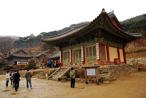 Ngôi cổ tự Truyền Đăng , Hàn Quốc, hộ quốc an dân