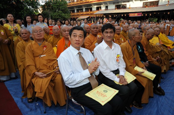 Phật giáo TP.HCM trang nghiêm cử hành Đại lễ Phật đản PL2554