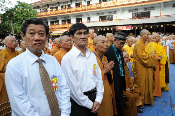 Phật giáo TP.HCM trang nghiêm cử hành Đại lễ Phật đản PL2554