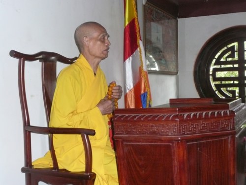 Đức Pháp chủ với thanh thiếu nhi Phật giáo Thủ đô