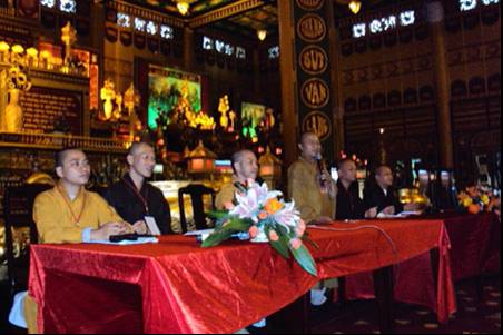 HỘI TRẠI “LÝ CÔNG UẨN” – 2010 Sân Chơi Lành Mạnh và Lý Thú