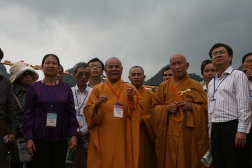 Chùm ảnh: nhộn nhịp hoạt động chào mừng Lễ động thổ chùa Phật Quang Sơn, tỉnh Lạng Sơn
