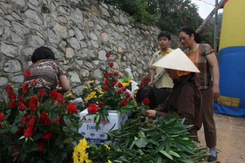 Chùm ảnh: nhộn nhịp hoạt động chào mừng Lễ động thổ chùa Phật Quang Sơn, tỉnh Lạng Sơn