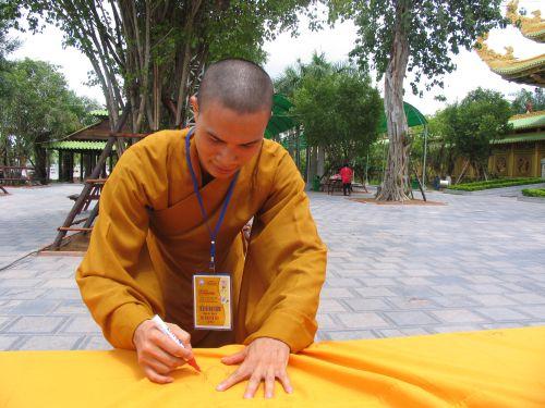 Những sự kiện ý nghĩa trong ngày đầu của Hội trại hè Lý Công Uẩn 2010