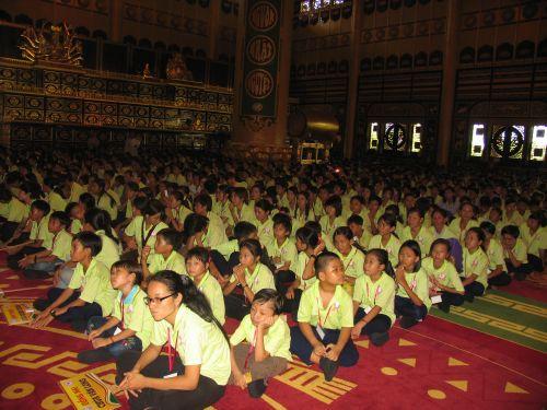 Những sự kiện ý nghĩa trong ngày đầu của Hội trại hè Lý Công Uẩn 2010