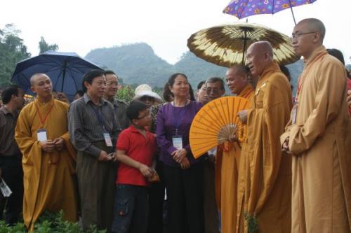 Chùm ảnh: nhộn nhịp hoạt động chào mừng Lễ động thổ chùa Phật Quang Sơn, tỉnh Lạng Sơn
