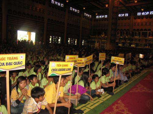 Những sự kiện ý nghĩa trong ngày đầu của Hội trại hè Lý Công Uẩn 2010