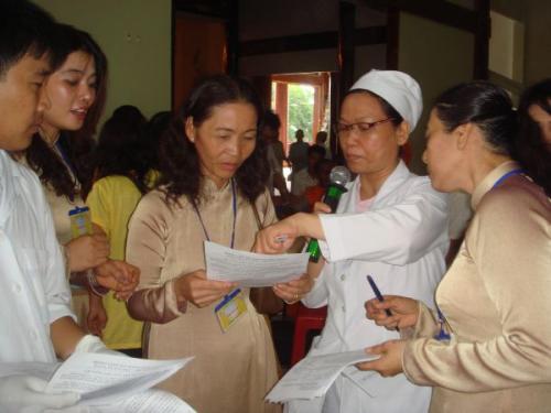 Khởi động hiến máu đón chào hội thảo Phật giáo toàn quốc 2010