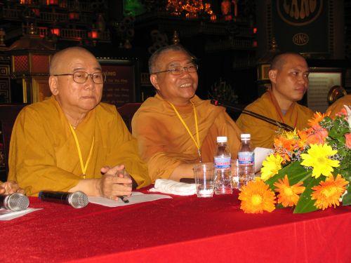 Những sự kiện ý nghĩa trong ngày đầu của Hội trại hè Lý Công Uẩn 2010