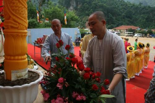 Chùm ảnh: nhộn nhịp hoạt động chào mừng Lễ động thổ chùa Phật Quang Sơn, tỉnh Lạng Sơn