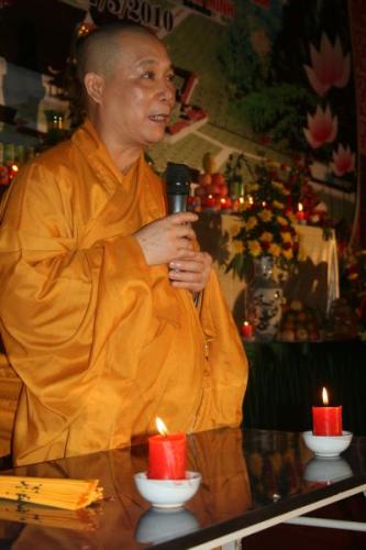 Chùm ảnh đêm thắp nến mầu nhiệm chùa Phật Quang Sơn, tỉnh Lạng Sơn