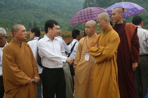 Chùm ảnh: nhộn nhịp hoạt động chào mừng Lễ động thổ chùa Phật Quang Sơn, tỉnh Lạng Sơn
