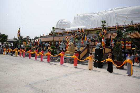 Chùm ảnh: Đại lễ khánh thành tượng Phật nhập Niết bàn dài nhất VN