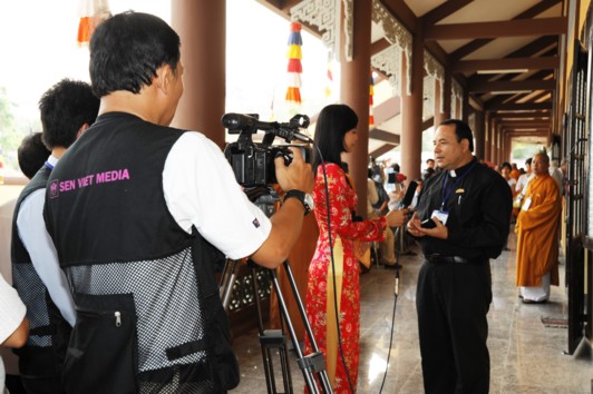 Chùm ảnh: Đại lễ khánh thành tượng Phật nhập Niết bàn dài nhất VN