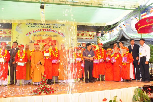 Lâm Đồng: Đại lễ Vu lan Báo hiếu và mừng thọ 600 cụ tại chùa Giác Hải