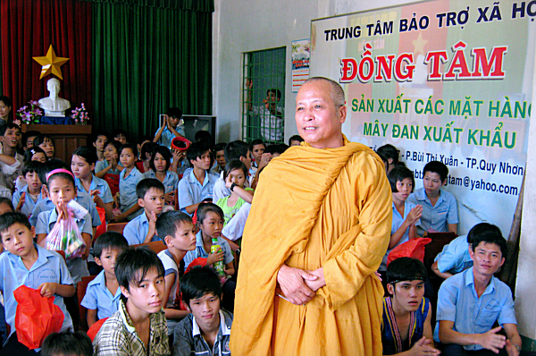 Bình Định: Tịnh Xá Ngọc Sơn Tổ Chức Trung Thu