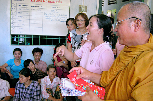 Bình Định: Tịnh Xá Ngọc Sơn Tổ Chức Trung Thu