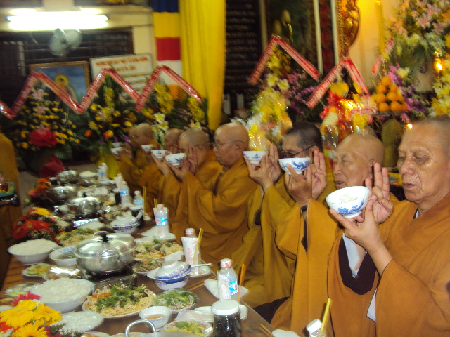 Chùm ảnh: Chùa Giác Ngộ tổ chức lễ húy kỵ cố viện chủ HT thượng Thiện hạ Huệ