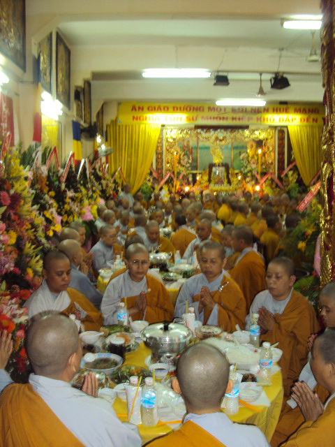 Chùm ảnh: Chùa Giác Ngộ tổ chức lễ húy kỵ cố viện chủ HT thượng Thiện hạ Huệ