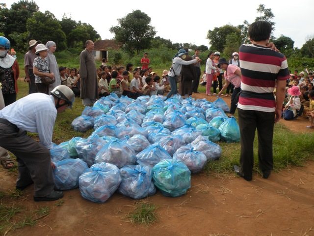 Trăng Mùa Tây Nguyên