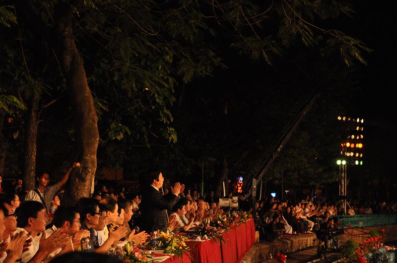 Giao lưu hòa điệu văn hóa – Khát vọng hòa bình