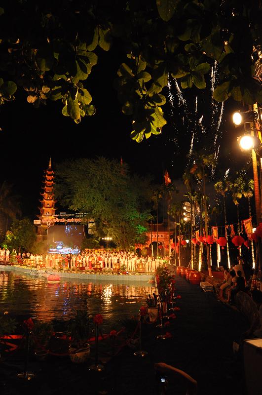 Giao lưu hòa điệu văn hóa – Khát vọng hòa bình