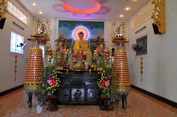 Hơn 1000 Phật tử dự lễ khai thỉnh Đại hồng chung và đại lễ Vu lan &quot;Ấm áp tình thương&quot; tại chùa Giác Nguyên - Tp. HCM