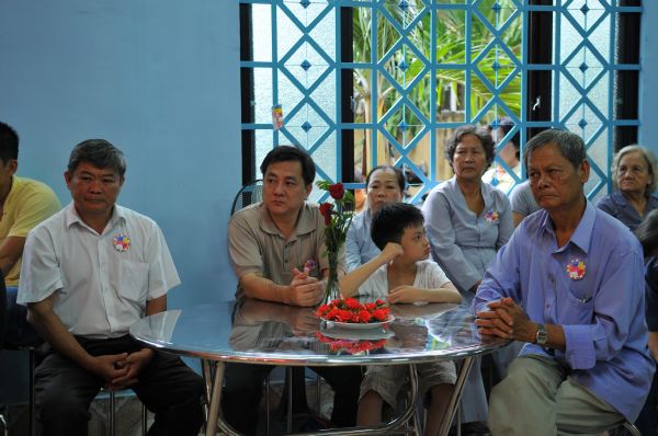 Hơn 1000 Phật tử dự lễ khai thỉnh Đại hồng chung và đại lễ Vu lan &quot;Ấm áp tình thương&quot; tại chùa Giác Nguyên - Tp. HCM