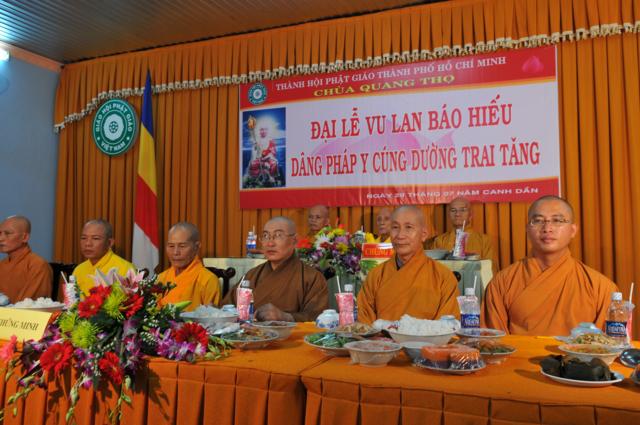 TP. HCM: Hơn 2000 người tham dự đại lễ Vu lan báo hiếu tại chùa Quang Thọ - Hóc Môn