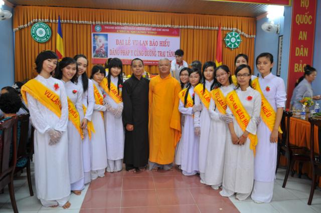TP. HCM: Hơn 2000 người tham dự đại lễ Vu lan báo hiếu tại chùa Quang Thọ - Hóc Môn
