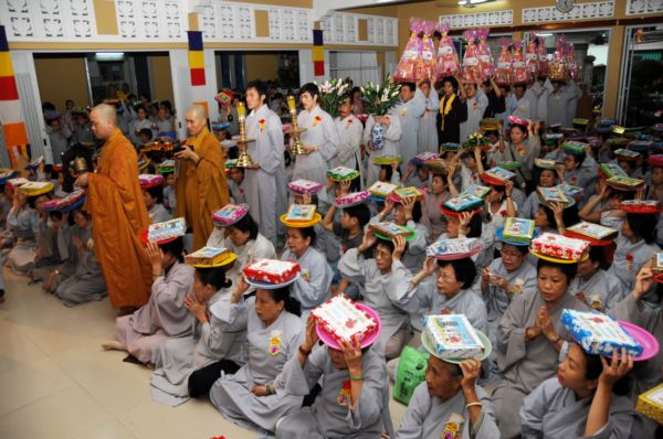 TP.HCM - Lễ dâng Pháp Y tại Tổ đình Ấn Quang