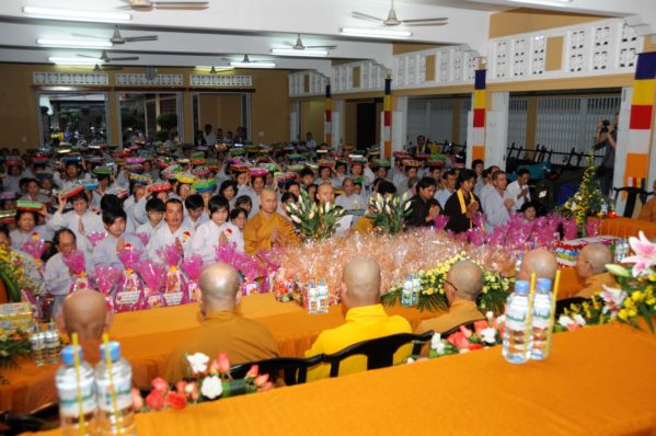 TP.HCM - Lễ dâng Pháp Y tại Tổ đình Ấn Quang