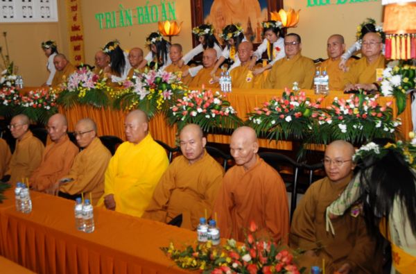 TP.HCM - Lễ dâng Pháp Y tại Tổ đình Ấn Quang