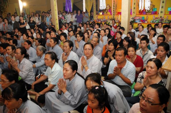 Đàn Chẩn tế tại chùa Vĩnh Nghiêm