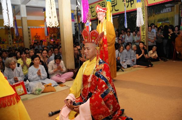 Đàn Chẩn tế tại chùa Vĩnh Nghiêm