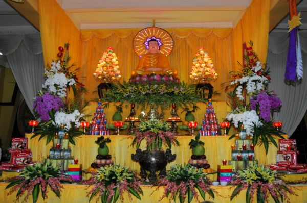 Đàn Chẩn tế tại chùa Vĩnh Nghiêm