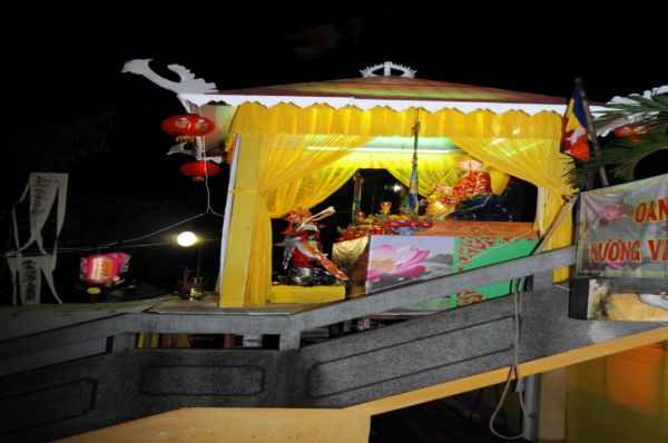 Đàn Chẩn tế tại chùa Vĩnh Nghiêm