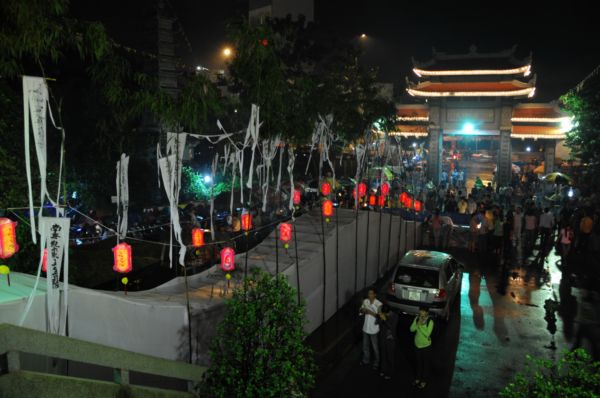 Đàn Chẩn tế tại chùa Vĩnh Nghiêm